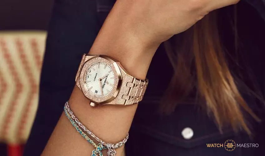 Top Gold Watches That Will Never Become Outdated